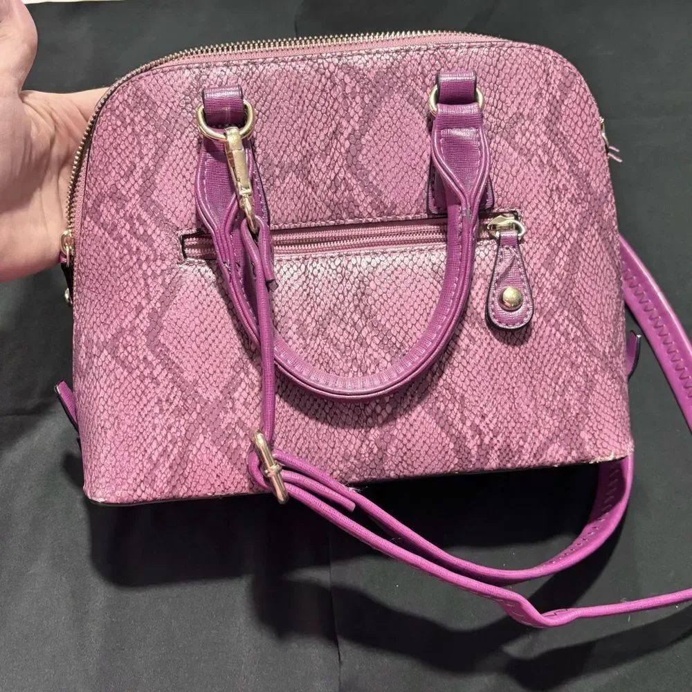Purple Snakeskin Women's Adjustable Strap Crossbody Purse Handbag Pockets Medium